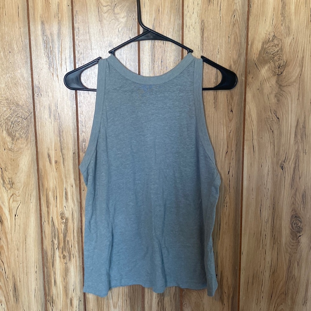 Blue/green tank